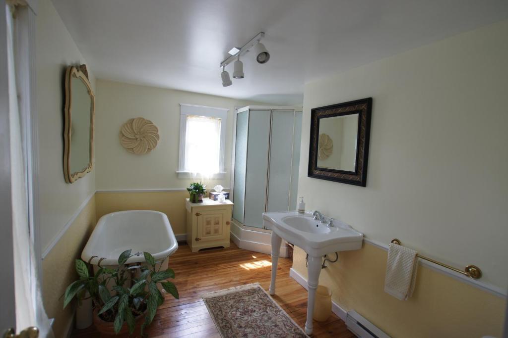 Serendipity B&B North Hatley Δωμάτιο φωτογραφία